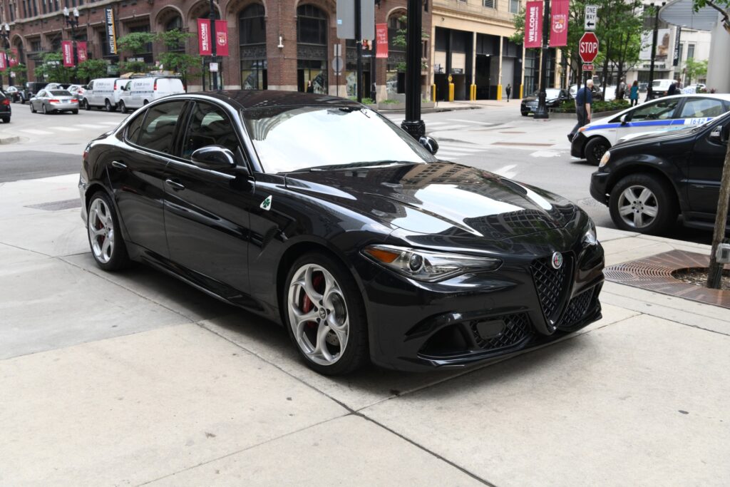Used-2021-Alfa-Romeo-Giulia-Quadrifoglio-1621882012